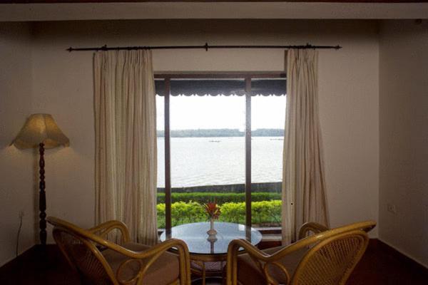 Aquasserenne Kollam Room photo